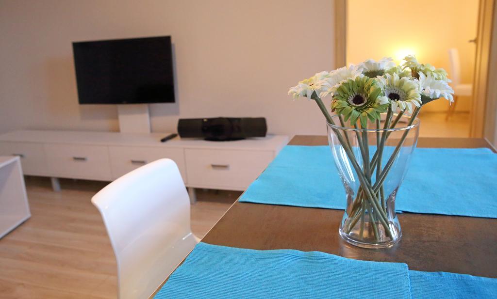 Apartamenty W Sercu Chelmna Хелмно Номер фото