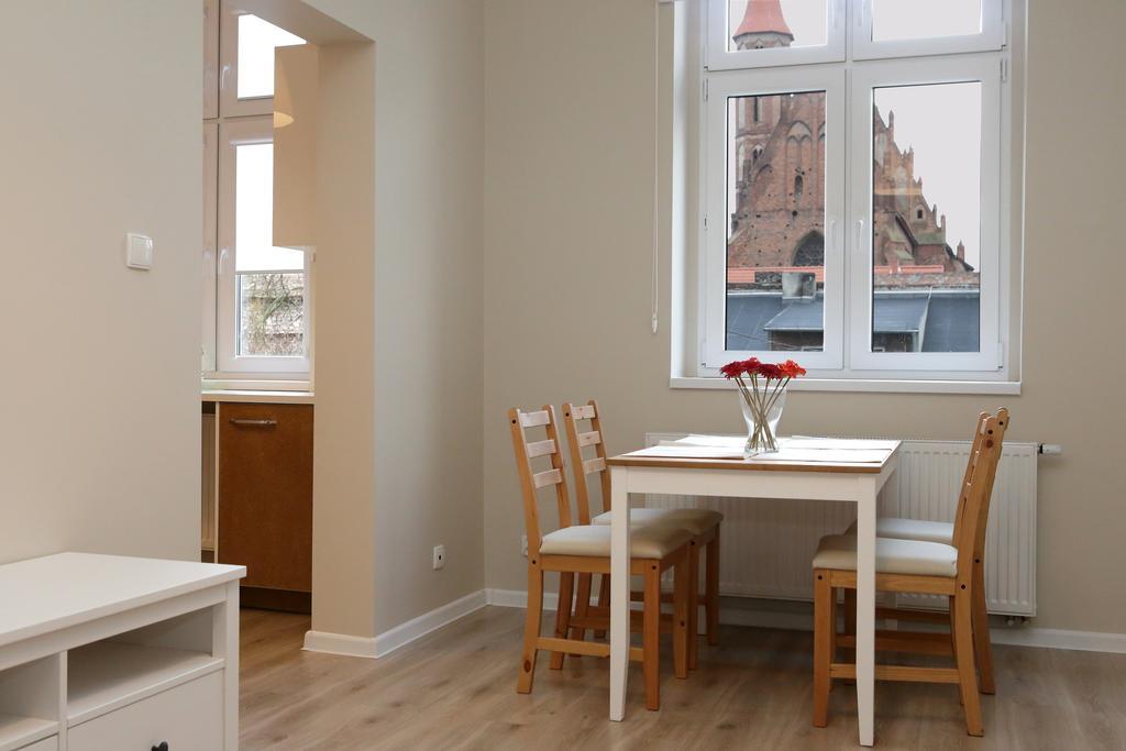Apartamenty W Sercu Chelmna Хелмно Номер фото