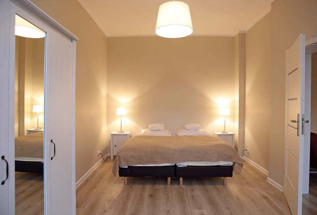 Apartamenty W Sercu Chelmna Хелмно Номер фото